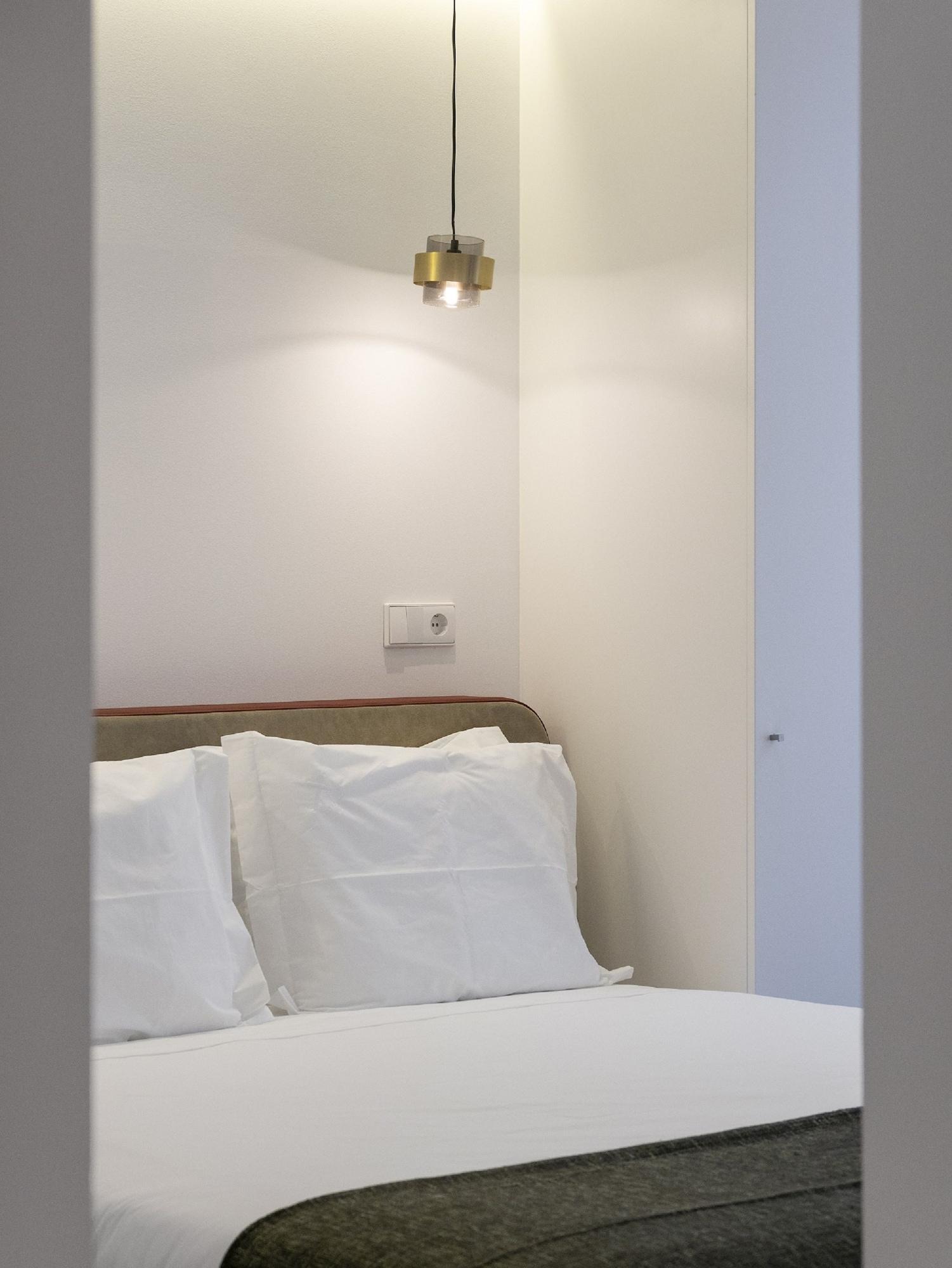 Lisbon Serviced Apartments - Chiado Emenda Exterior photo