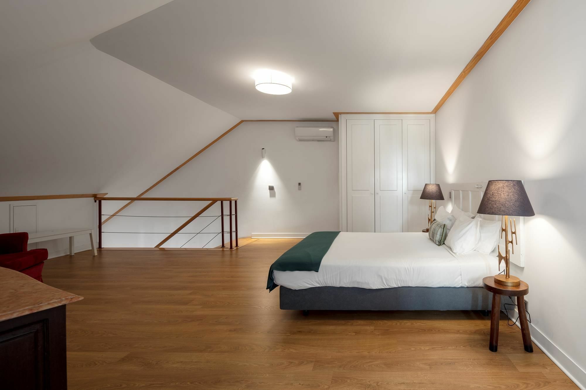 Lisbon Serviced Apartments - Chiado Emenda Exterior photo